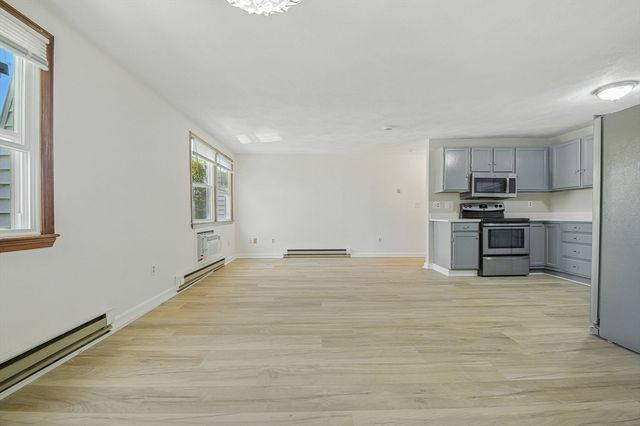 33A Jackson St 303, Lynn, MA 01902