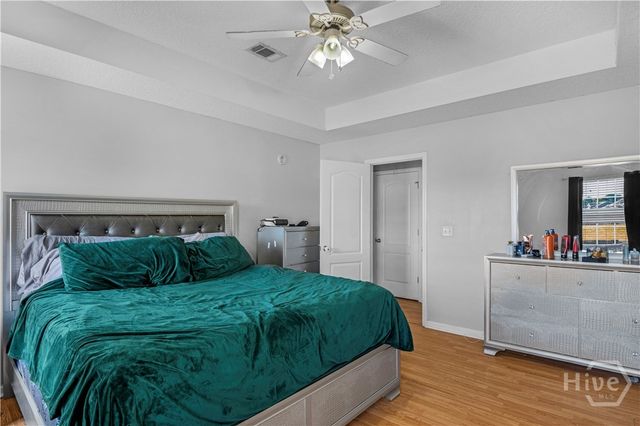 242 Parish Loop NE, Hinesville, GA 31313