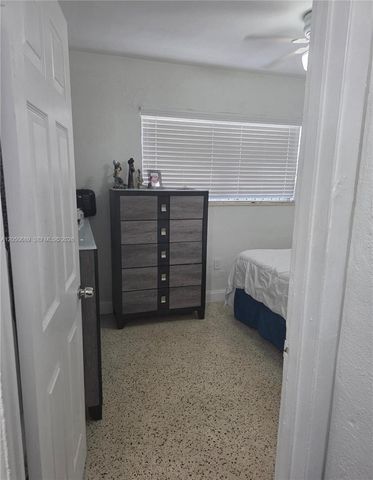 695 697 Curtiss Dr, Opa-locka, FL 33054