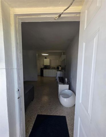 695 697 Curtiss Dr, Opa-locka, FL 33054