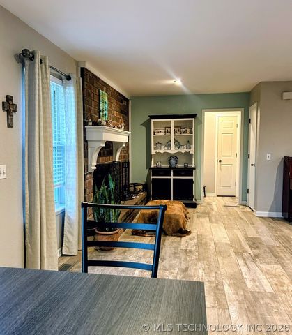 12866 S 279th East Avenue, Coweta, OK 74429