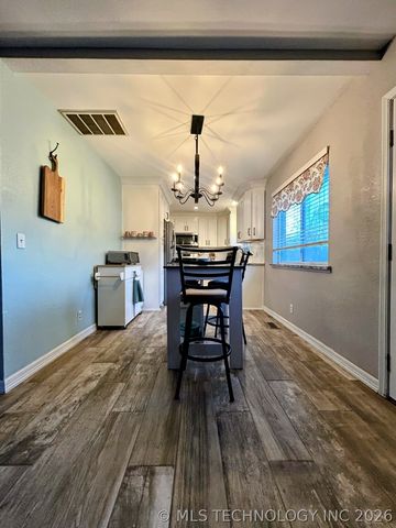 12866 S 279th East Avenue, Coweta, OK 74429