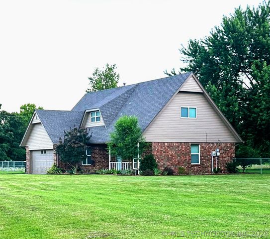 12866 S 279th East Avenue, Coweta, OK 74429