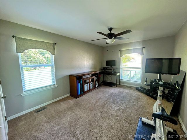 12866 S 279th East Avenue, Coweta, OK 74429