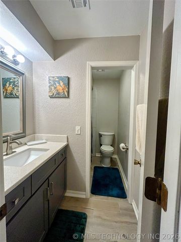 12866 S 279th East Avenue, Coweta, OK 74429