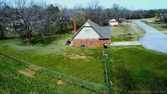 12866 S 279th East Avenue, Coweta, OK 74429