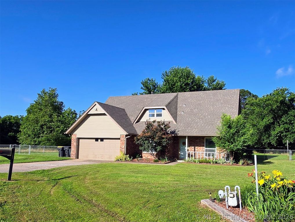 12866 S 279th East Avenue, Coweta, OK 74429