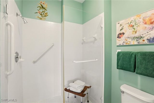 5685 Heron LN 304, Naples, FL 34110