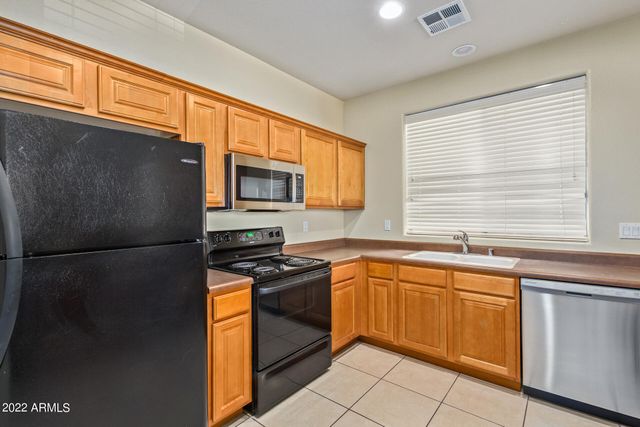 13569 W CYPRESS Street, Goodyear, AZ 85395
