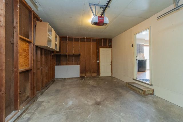 5901 6th Street NE, Fridley, MN 55432