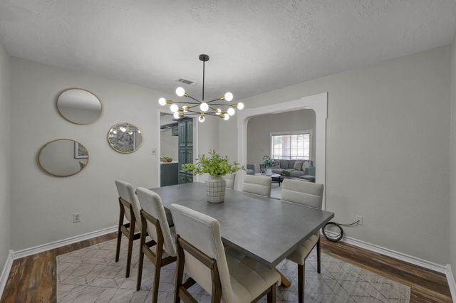 107 Shadylyn Drive, Conroe, TX 77304