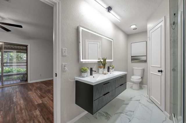 107 Shadylyn Drive, Conroe, TX 77304