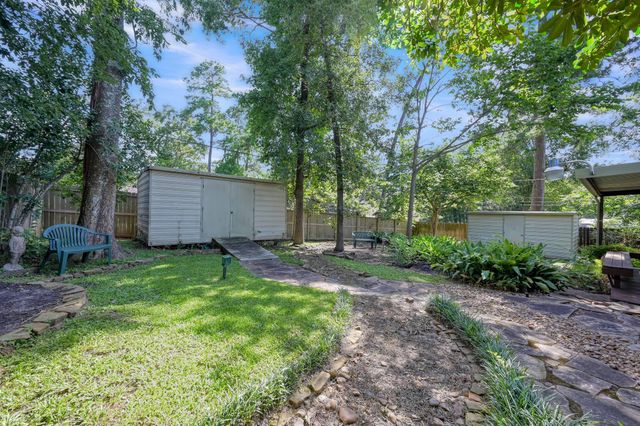 107 Shadylyn Drive, Conroe, TX 77304