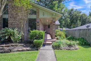 107 Shadylyn Drive, Conroe, TX 77304