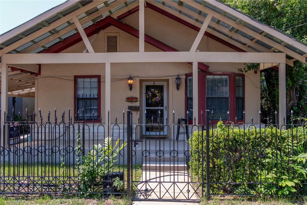 2607 E Cesar Chavez ST E, Austin, TX 78702