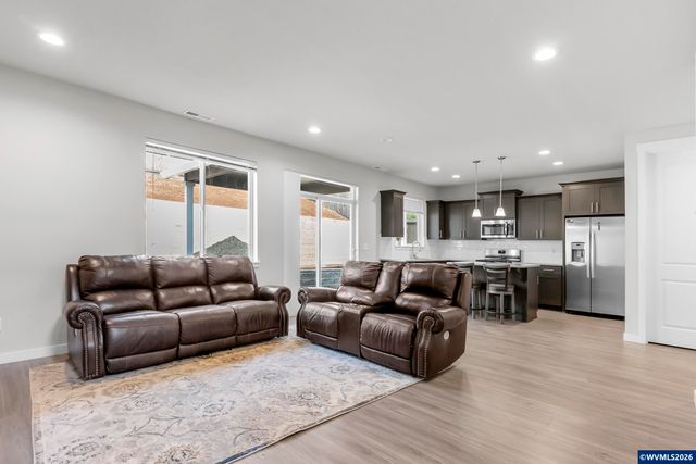 2934 NW Daybreak St, Corvallis, OR 97330