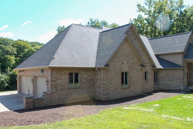 54 Woodland Drive, Yorkville, IL 60560