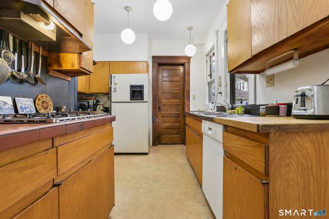 125 Linden Street, New Haven, CT 06511