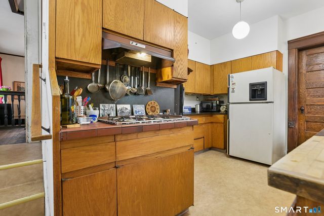 125 Linden Street, New Haven, CT 06511