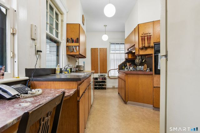 125 Linden Street, New Haven, CT 06511