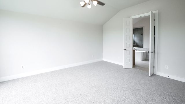 242 Melody RD, Lockhart, TX 78644