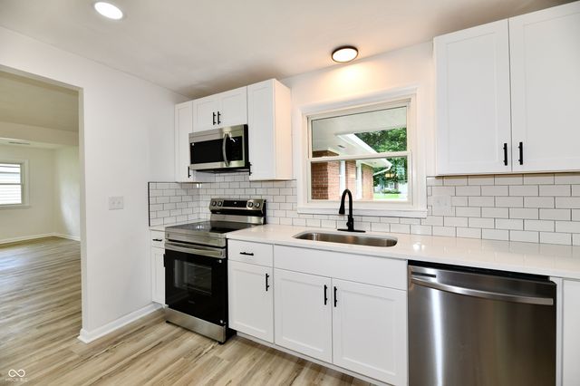 1005 Cardinal Way, Anderson, IN 46011