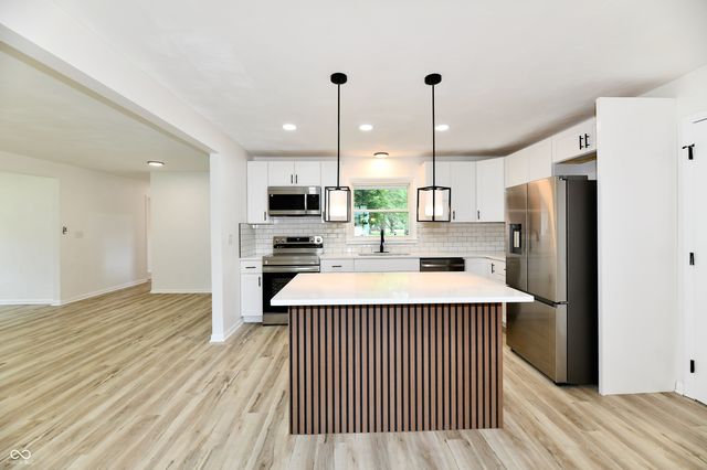 1005 Cardinal Way, Anderson, IN 46011