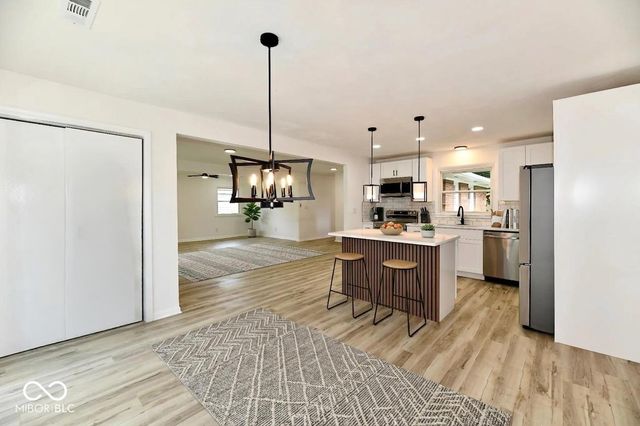 1005 Cardinal Way, Anderson, IN 46011