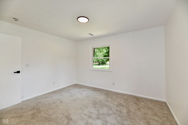 1005 Cardinal Way, Anderson, IN 46011