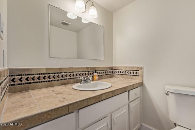 1627 E LOGAN Drive, Tempe, AZ 85282