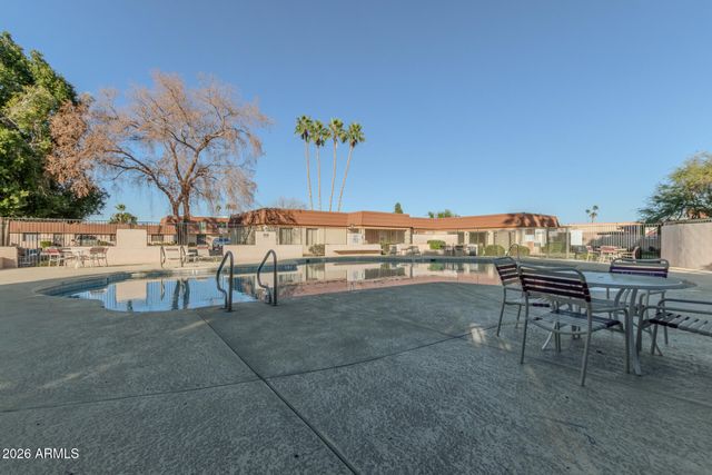 1627 E LOGAN Drive, Tempe, AZ 85282