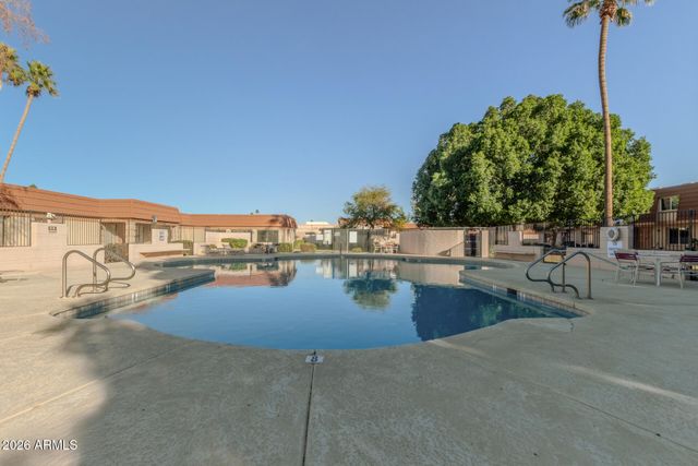 1627 E LOGAN Drive, Tempe, AZ 85282