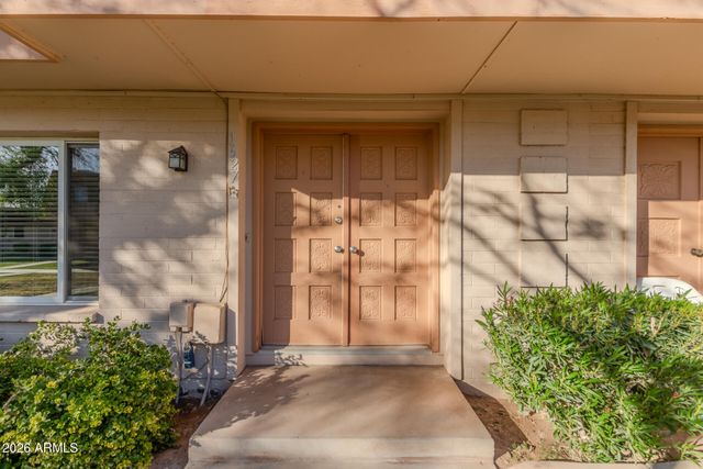 1627 E LOGAN Drive, Tempe, AZ 85282