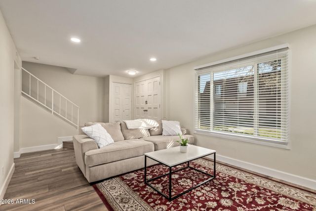 1627 E LOGAN Drive, Tempe, AZ 85282