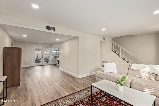 1627 E LOGAN Drive, Tempe, AZ 85282