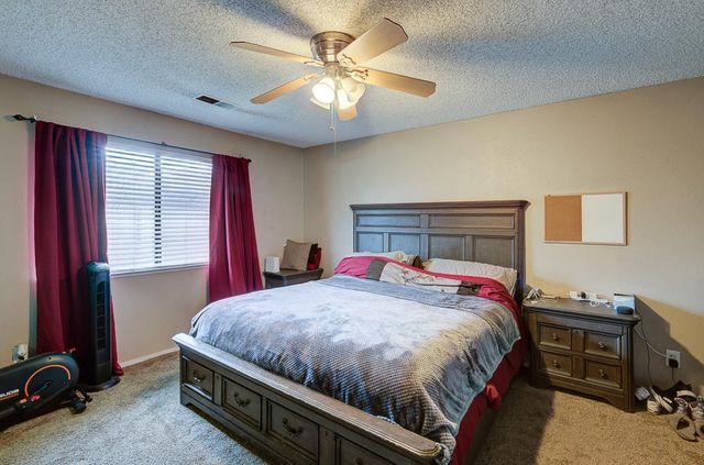 3643 W Robinson Avenue, Fresno, CA 93722