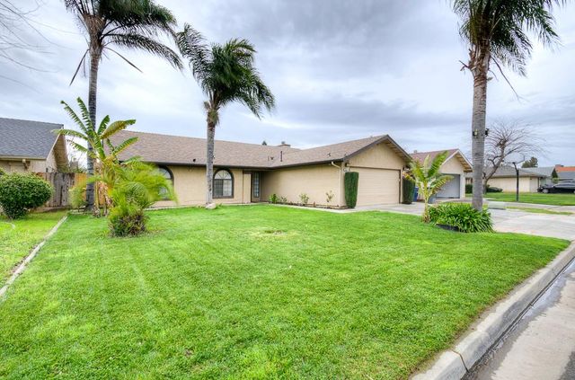 3643 W Robinson Avenue, Fresno, CA 93722