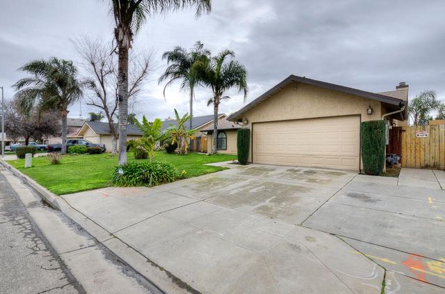 3643 W Robinson Avenue, Fresno, CA 93722