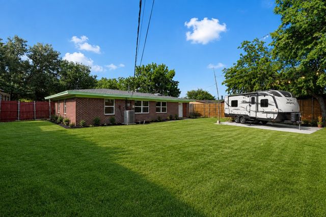 13545 Flagstone Lane, Dallas, TX 75240