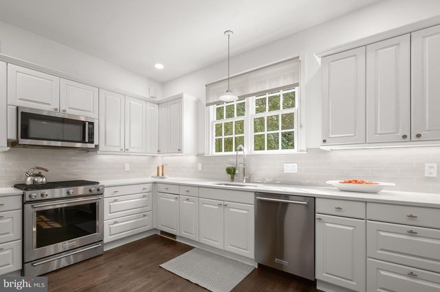 5224 LOUGHBORO RD NW, Washington, DC 20016