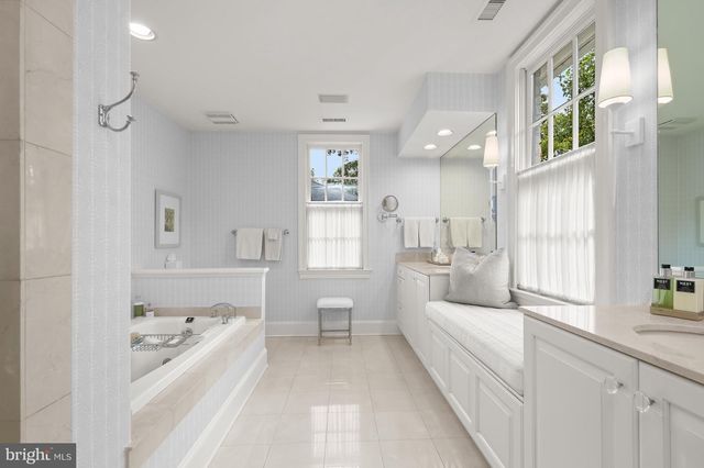 5224 LOUGHBORO RD NW, Washington, DC 20016