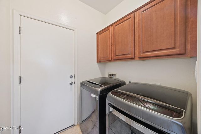 3320 E MERLOT Street, Gilbert, AZ 85298