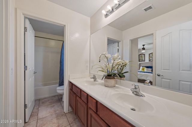 3320 E MERLOT Street, Gilbert, AZ 85298