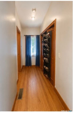 38 City Hill Court, Naugatuck, CT 06770