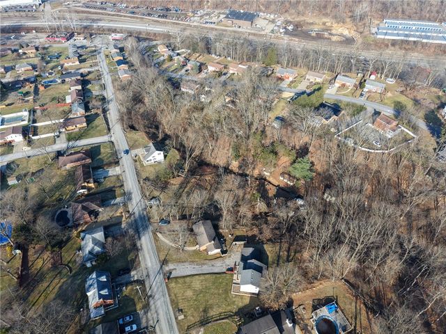 803 Burchfield Road, Shaler, PA 15101