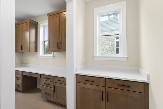 5954 Hunt Valley Drive, Spring Hill, TN 37174