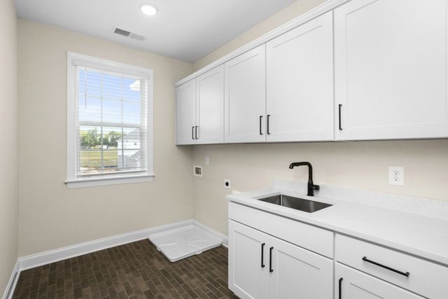 5954 Hunt Valley Drive, Spring Hill, TN 37174