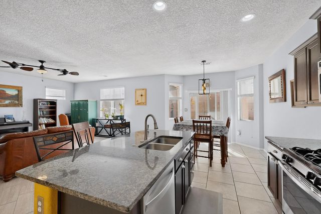 839 Ekarma Drive NW, Albuquerque, NM 87120