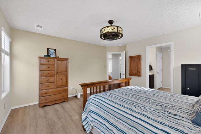 839 Ekarma Drive NW, Albuquerque, NM 87120