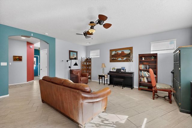 839 Ekarma Drive NW, Albuquerque, NM 87120